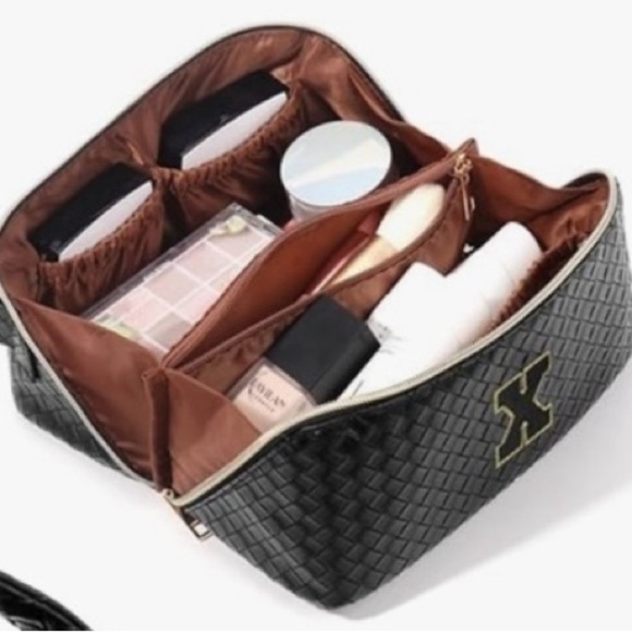 New!Black Woven Travel Toiletry Bag with Gold X Guitar Crossbody Strap - Picture 2 of 7